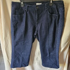 Code Bleu Dark Blue Capris with Lace Trim